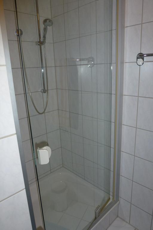 Ferienwohnung Sauerlandblick Goldhausen Zimmer foto